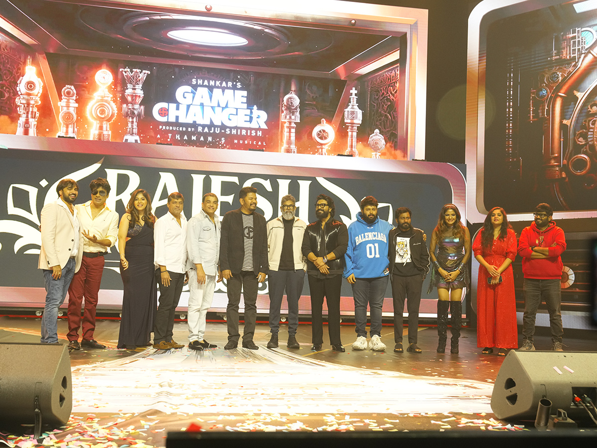 Ram_20Charan_20Game_20Changer_20Global_20Event_20At_20Dallas_20photos_20goes_20viral__20_282_29.jpg 2
