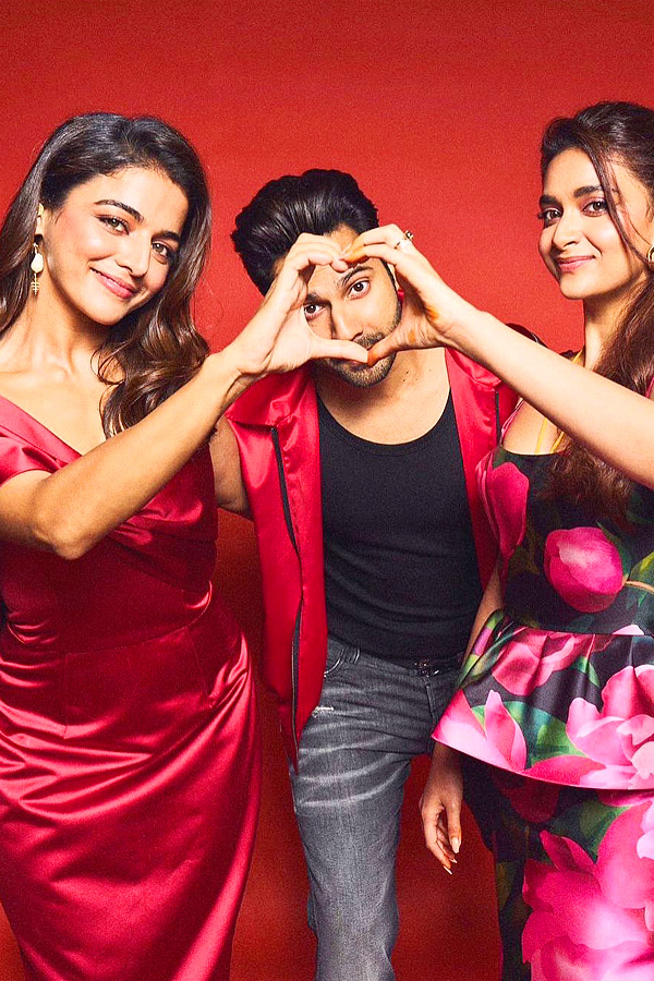 Salman_20Khan_20Dances_20to_20Nain_20Matakka_20with_20Baby_20John_20Stars_20Varun_20Dhawan_2C_20Keerthy_20Suresh_20Photos_20_2811_29.jpg 11