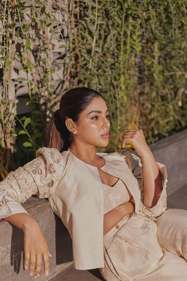 Samyuktha-Menon-3.jpg 4