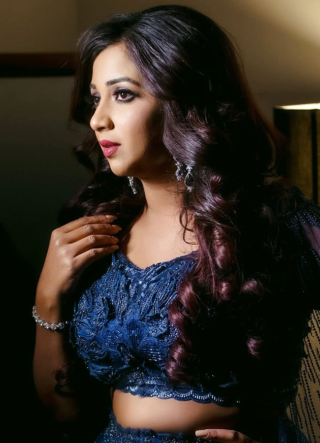 Shreya_20Ghosal13.jpg 14