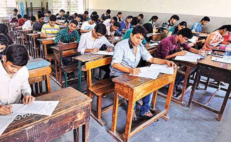 Students-Exam.jpg
