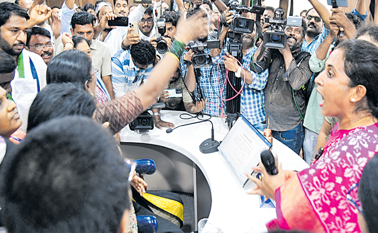 TDPMLA-Madhavi.jpg