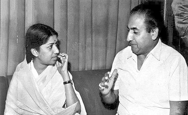 with-lata-mangeshkar.jpg