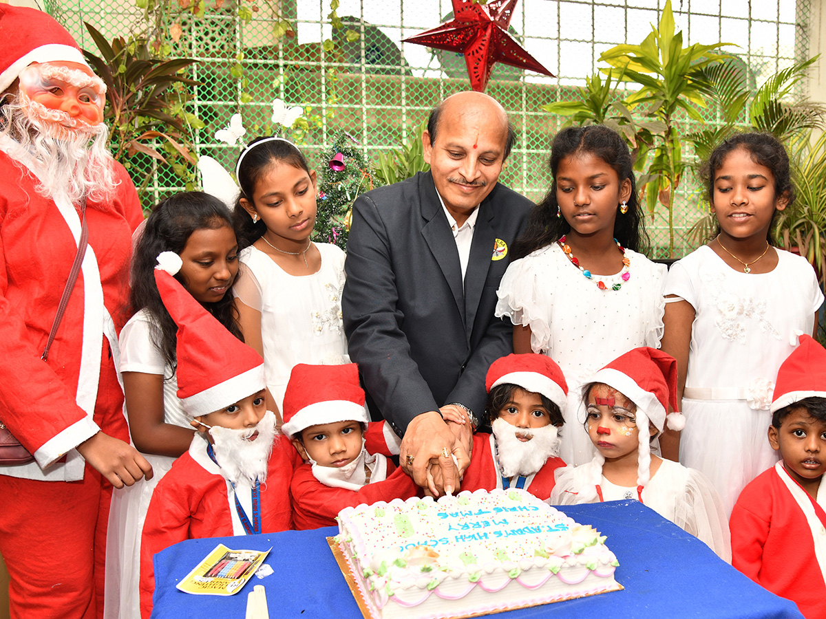 Christmas_20Celebrations_202024_20Telugu_20States_20Photos_20Goes_20Viral__20_282_29.jpg 2