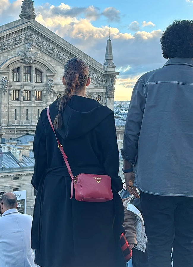 Sweet_20little_20moments_20from_20the_20best_20holiday_20Nayanthara_20photos_20goes_20viral__20_2810_29.jpg 10