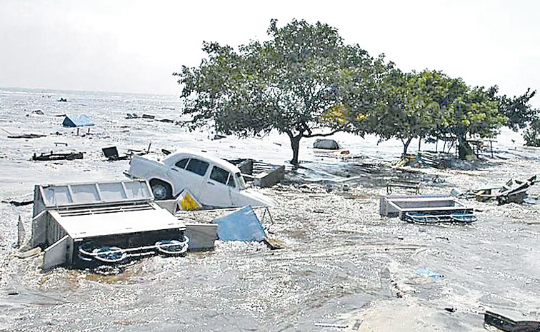 Tsunami-2004.jpg