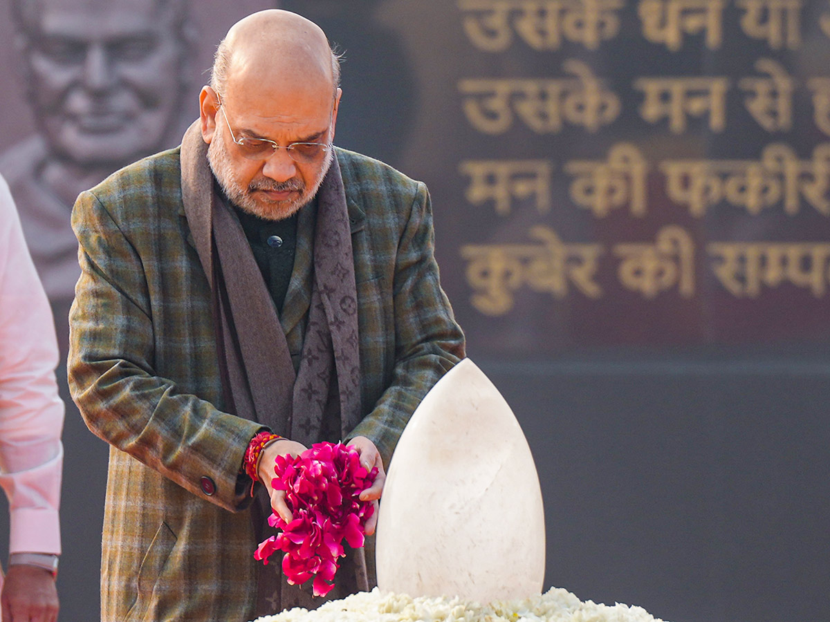 former_20prime_20minister_20Atal_20Bihari_20Vajpayee_20on_20his_20birth_20centenary_14.jpg 14