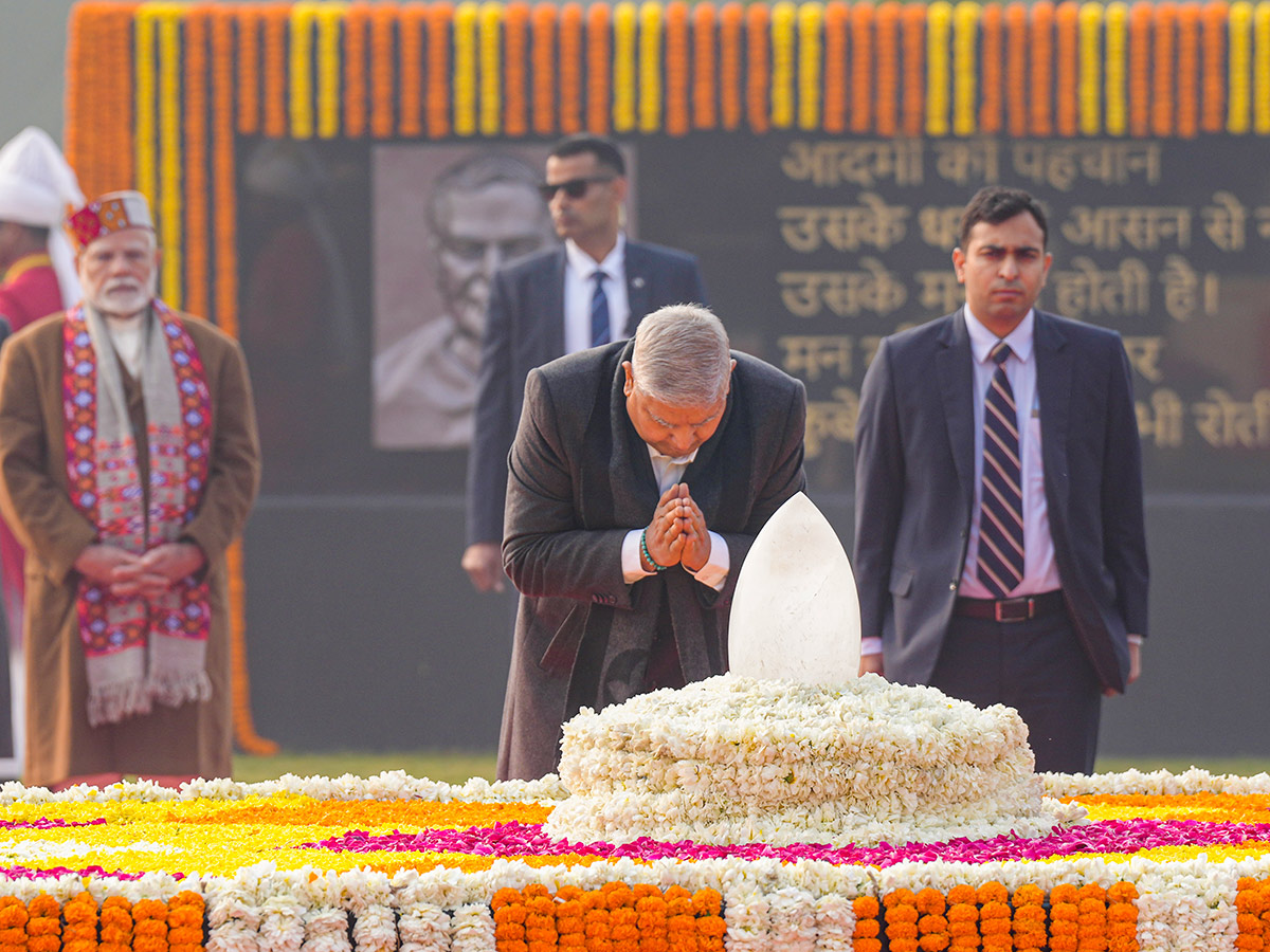 former_20prime_20minister_20Atal_20Bihari_20Vajpayee_20on_20his_20birth_20centenary_20.jpg 19