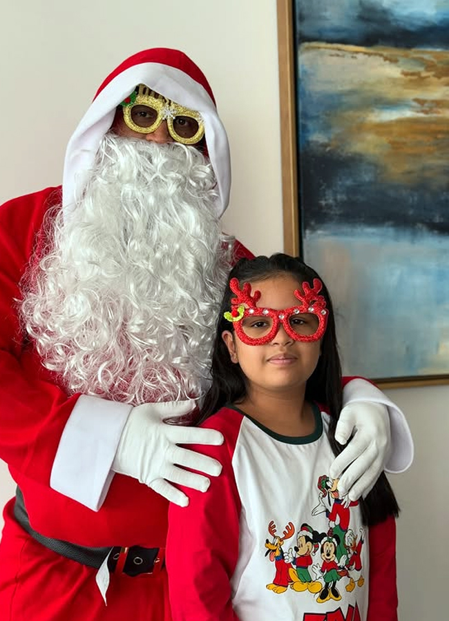 YUVI_20chirstmas_20celebrations9.jpg 4