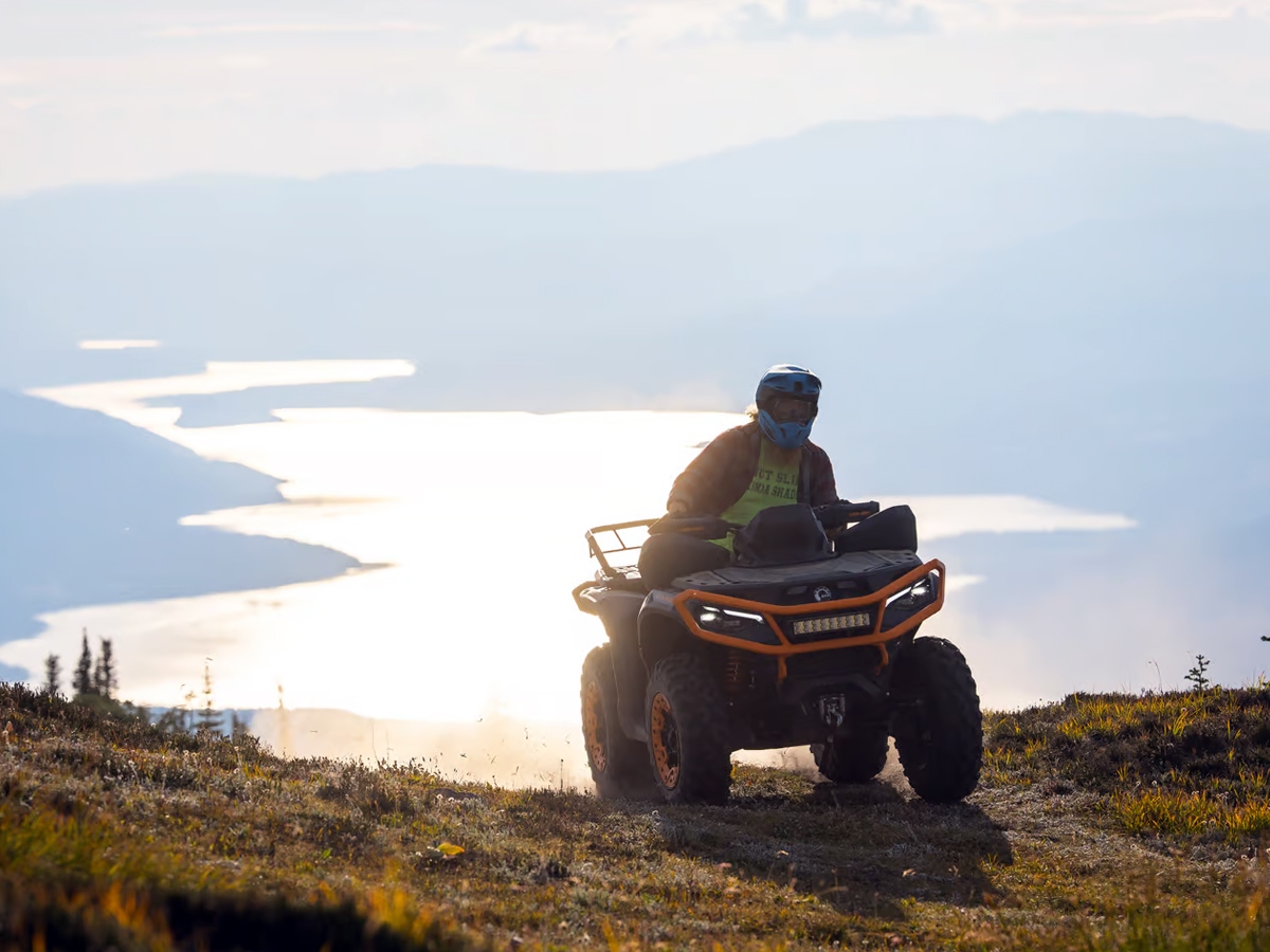 Outlander_20vehicle_20_2812_29.jpg 16