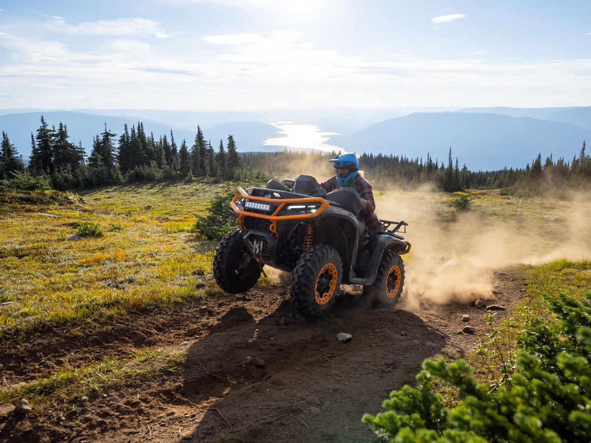 Outlander_20vehicle_20_281_29.jpg 1