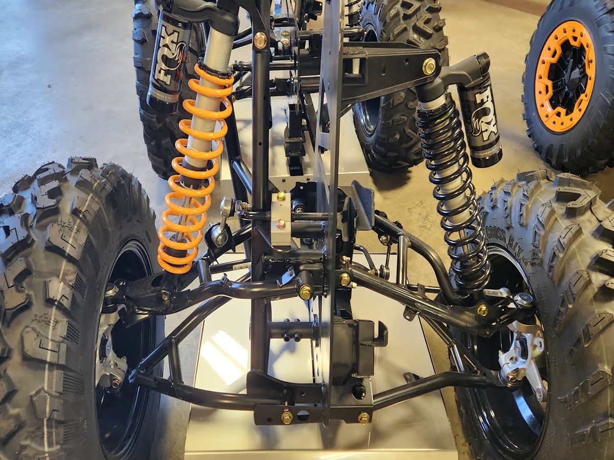 Outlander_20vehicle_20_289_29.jpg 13