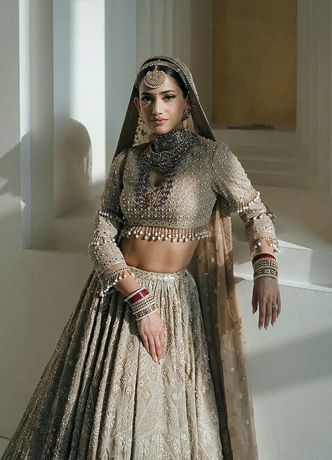 Tarun_20Tahilia14.jpg 15