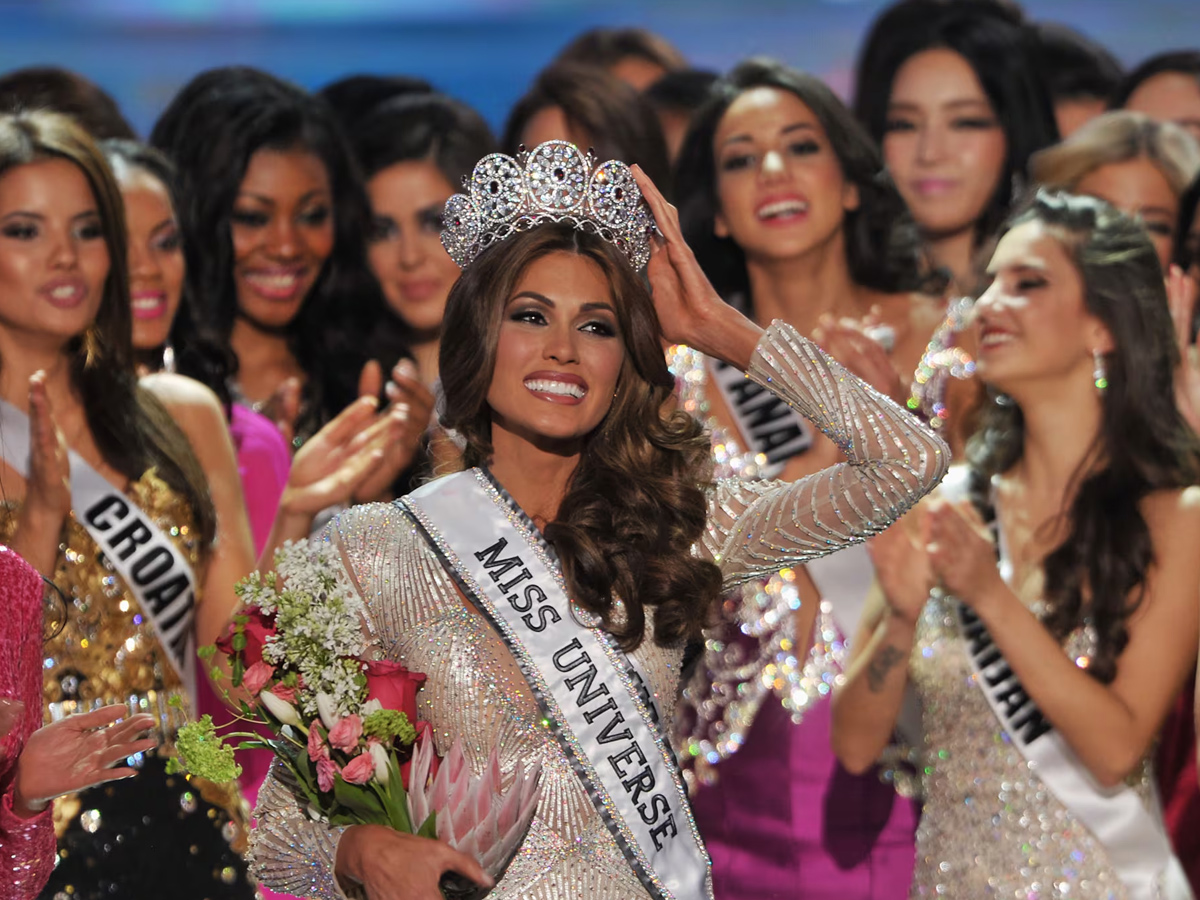 India_Venezula_Miss_Competi.jpg 2