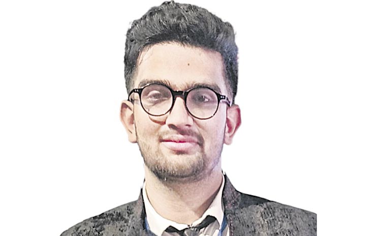 CA-TOPPER-RISHAB.jpg