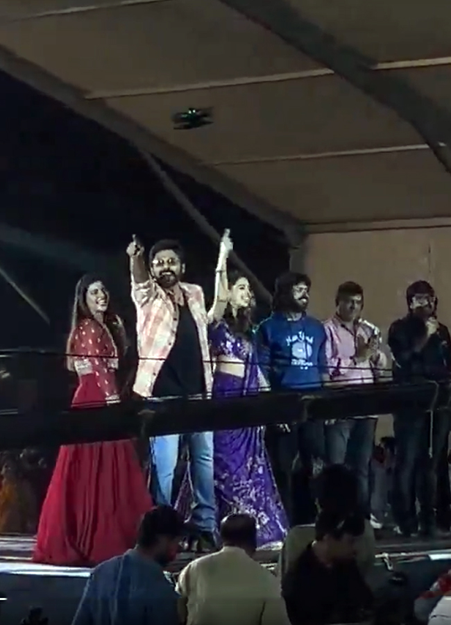 Sankranthi_20ki_20vastunnam_20movie_20event8.jpg 9