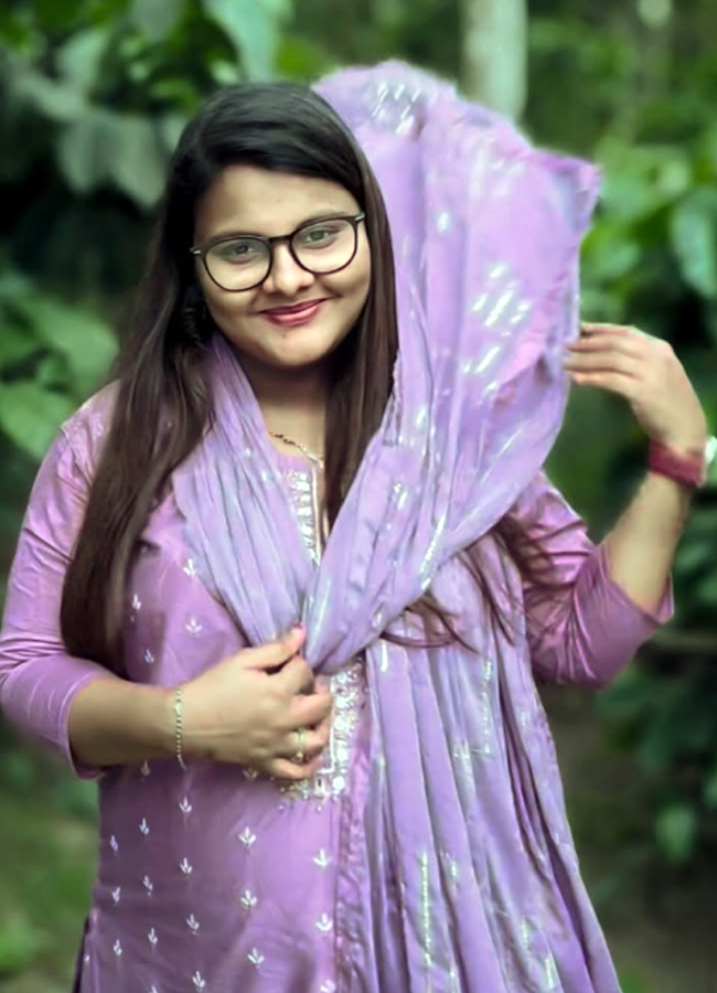 Yadamma_20Raju_20baby_20girl11.jpg 12