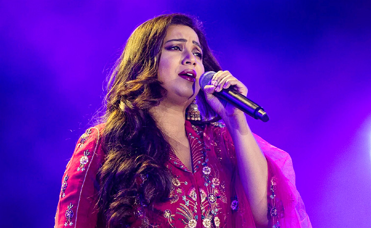 shreya.jpg 8