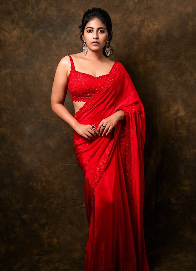 Game_20Changer_20Actress_20Anjali_20New_20Stills_20HD_10.jpg 9