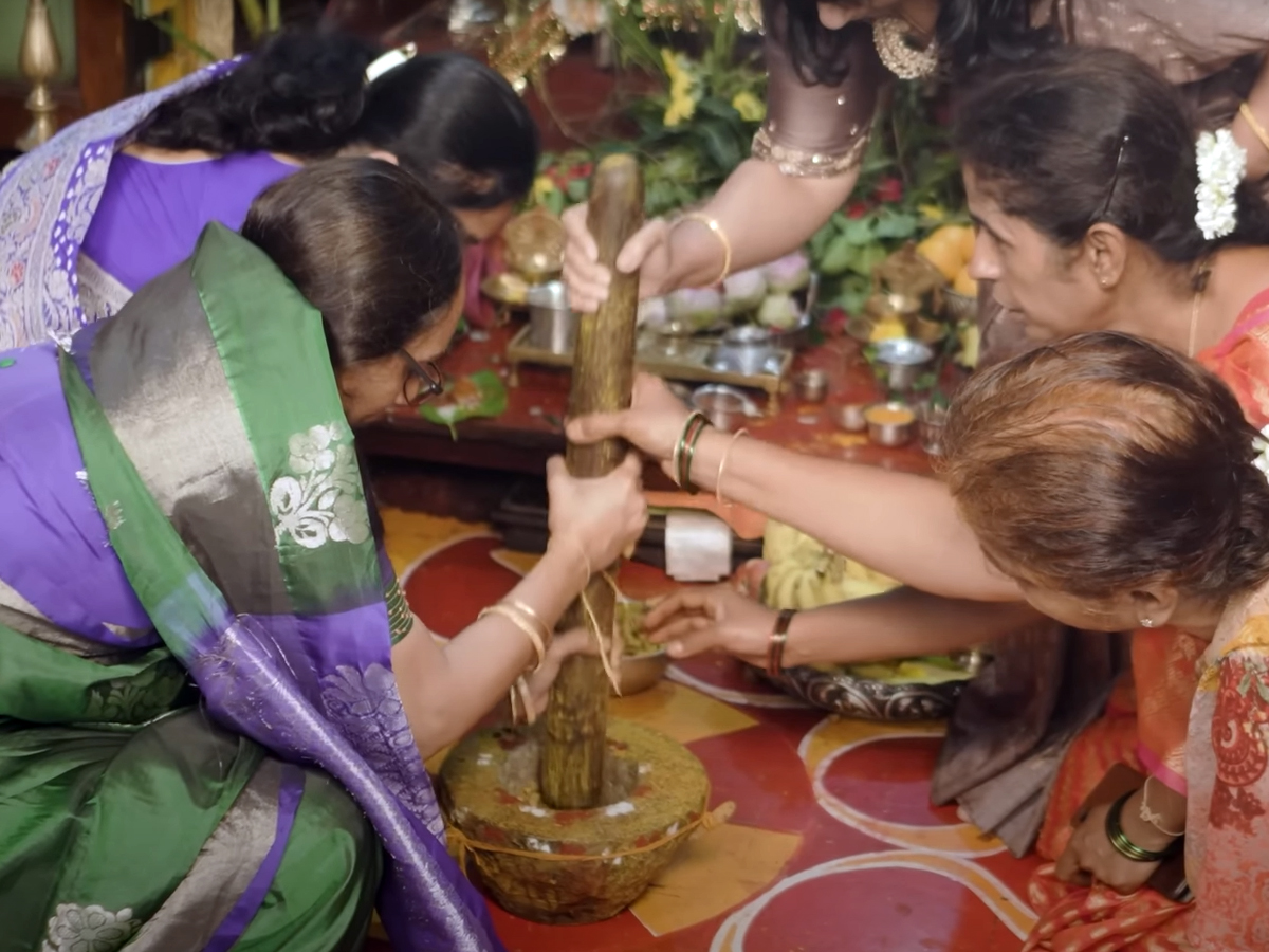 Geetha_20madhuri22.jpg 23