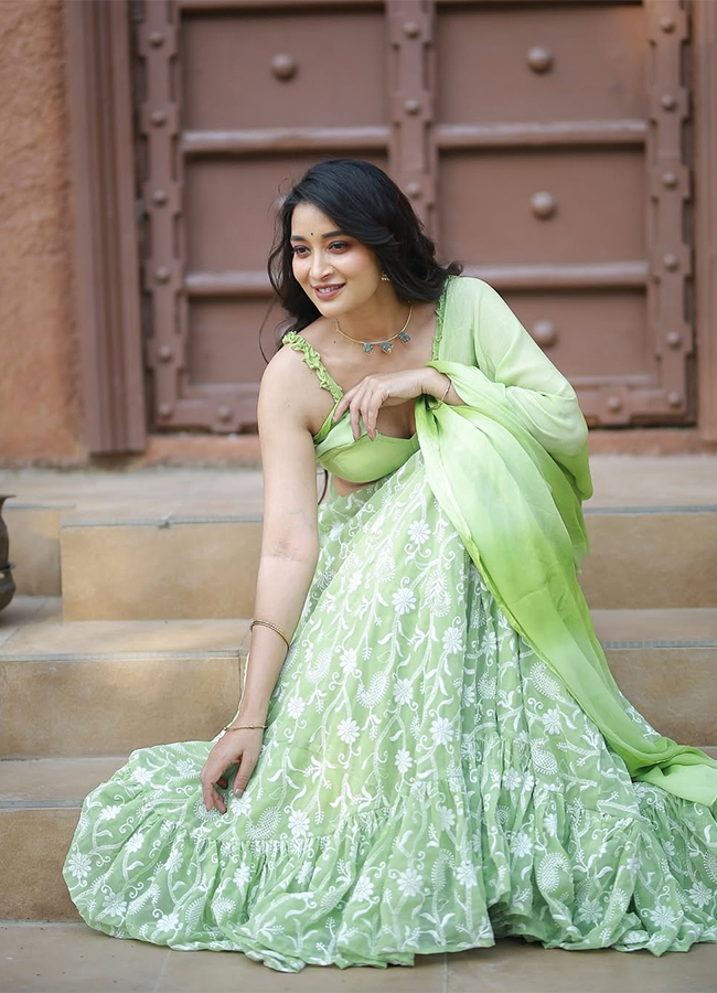 Bigg_20Boss_20Telugu_20Bhanu_20Shree_20photos_20goes_20viral__20_282_29.jpg 2
