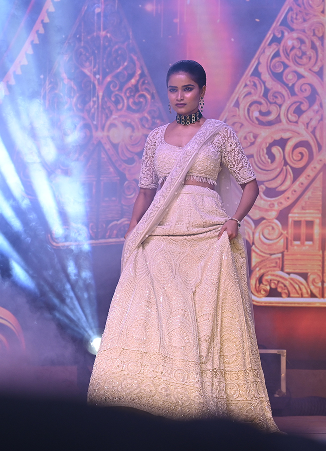 Fashion_20Show_20At_20Jubilee_20Hills_20Club_20Photos_20Goes_20Viral__20_2827_29.jpg 27