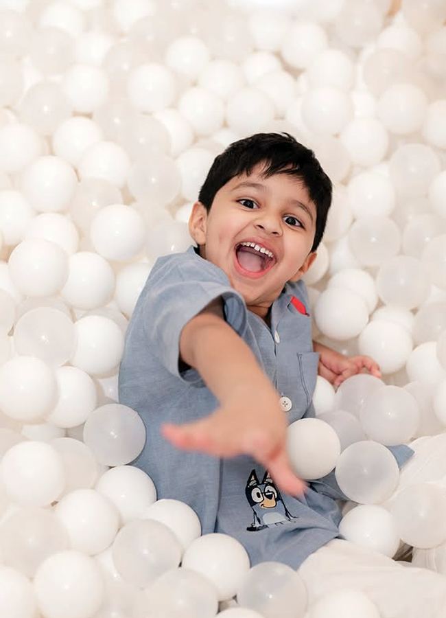 Manchu_20Vishnu_20son_20birthday1.jpg 2