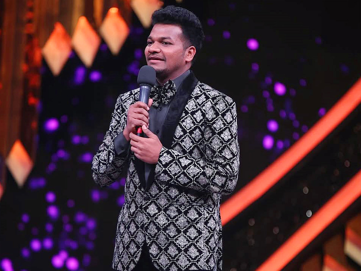 Special_20Thanks_20To_20Nagarjuna_20And_20Ramcharan_20From_20Mukku_20Avinash_20In_20Bigg_20Boss_20Grand_20Finale_20Photos_20_281_29.jpg 2