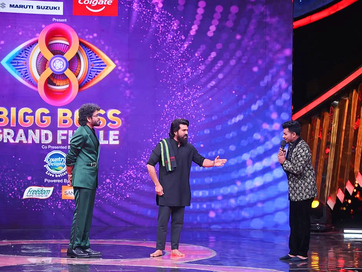 Special_20Thanks_20To_20Nagarjuna_20And_20Ramcharan_20From_20Mukku_20Avinash_20In_20Bigg_20Boss_20Grand_20Finale_20Photos_20_286_29.jpg 6