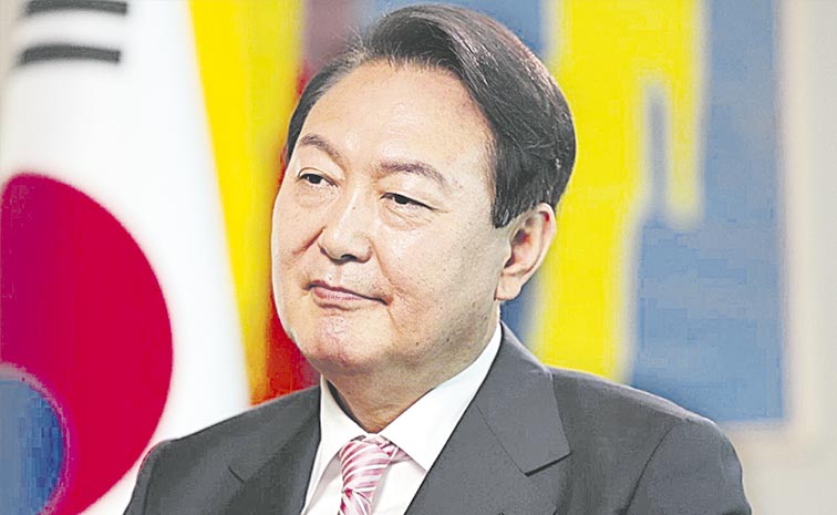 YOON-SUK-YEOL.jpg