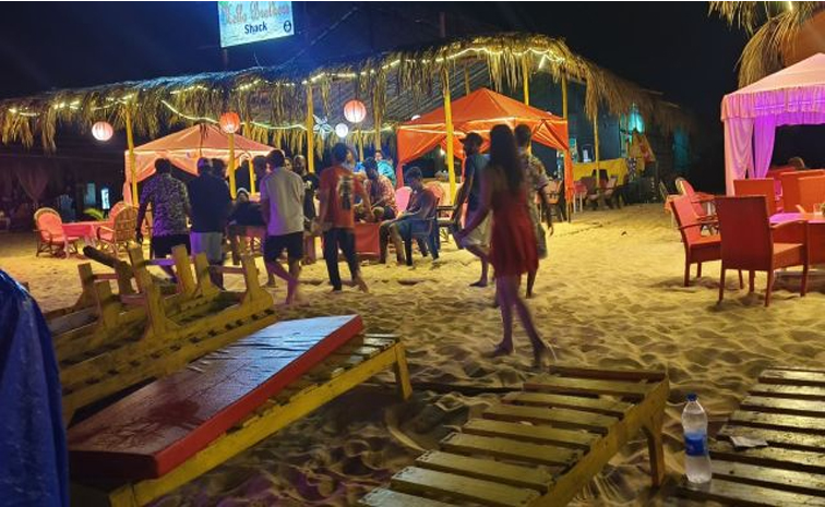 gov_20beach.jpg