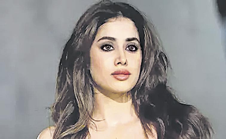 janvi-kappor.jpg