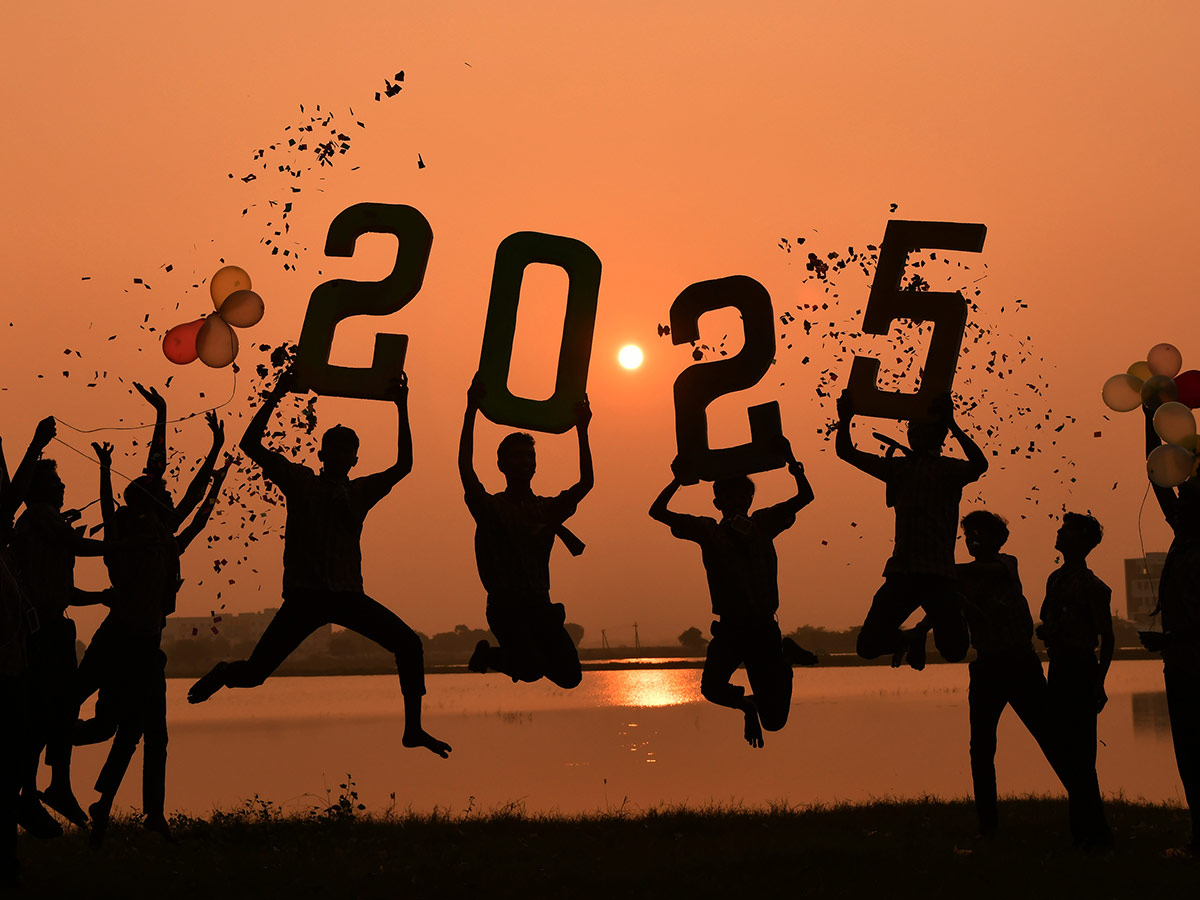 new_20year_20celebrations_20in_20telugu_20states_10.jpg 10