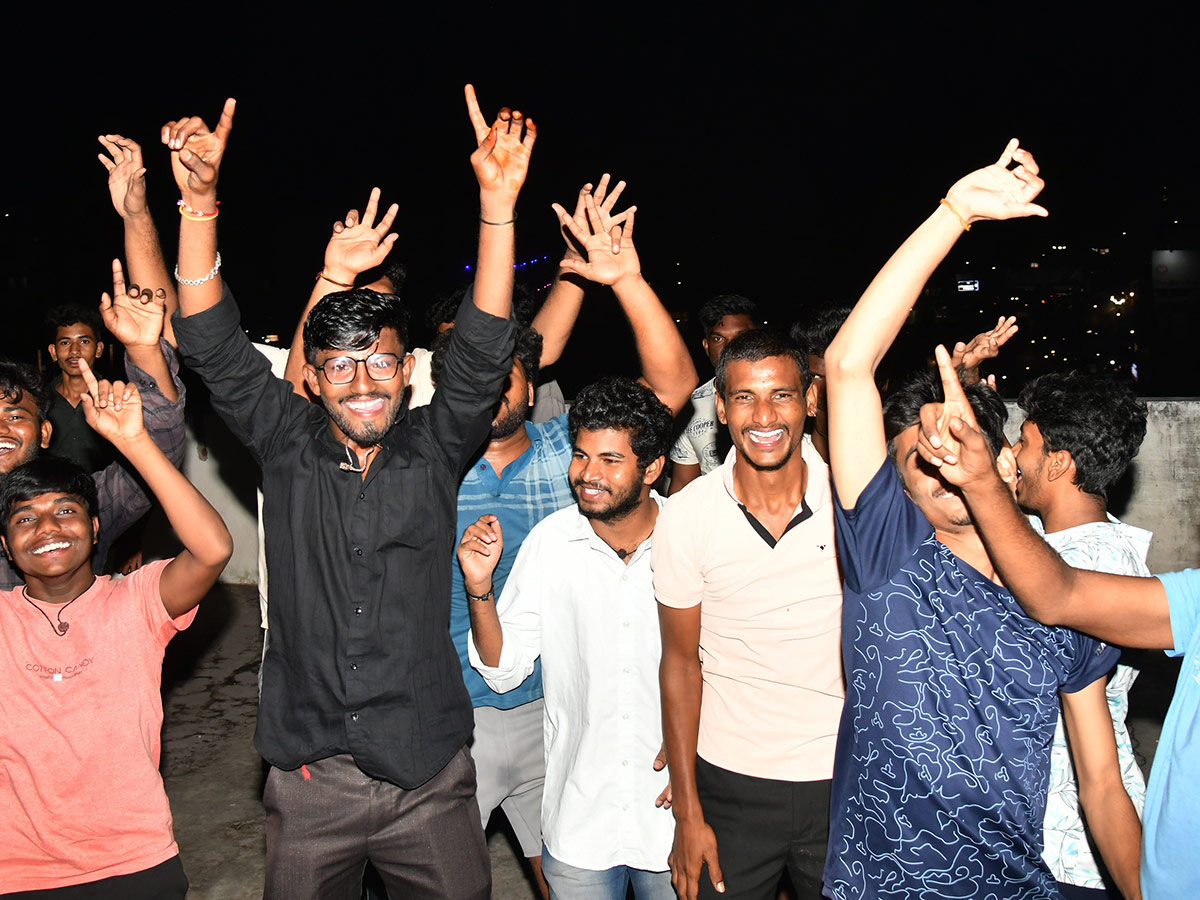 new_20year_20celebrations_20in_20telugu_20states_39.jpg 30
