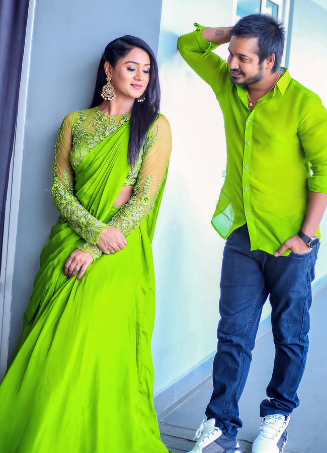 Keerthibhat11.jpg 12