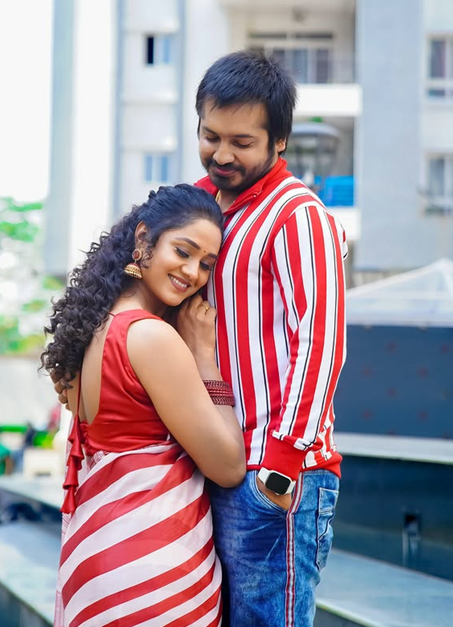 Keerthibhat6.jpg 7