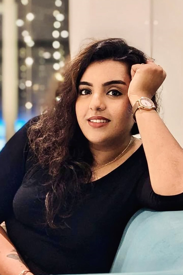 Arundhati_20Movie_20Child_20Artist_20Divya_20Nagesh_20Engagement_20Photos_20Viral_20_2815_29.jpg 15