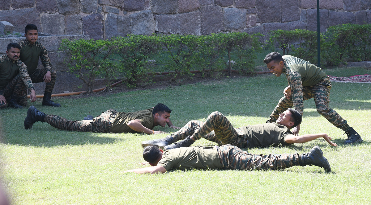Indian_20Army_20Know_20Your_20Army_20Mela_20at_20Golconda_20Fort_20Photos__20_2825_29.jpg 25