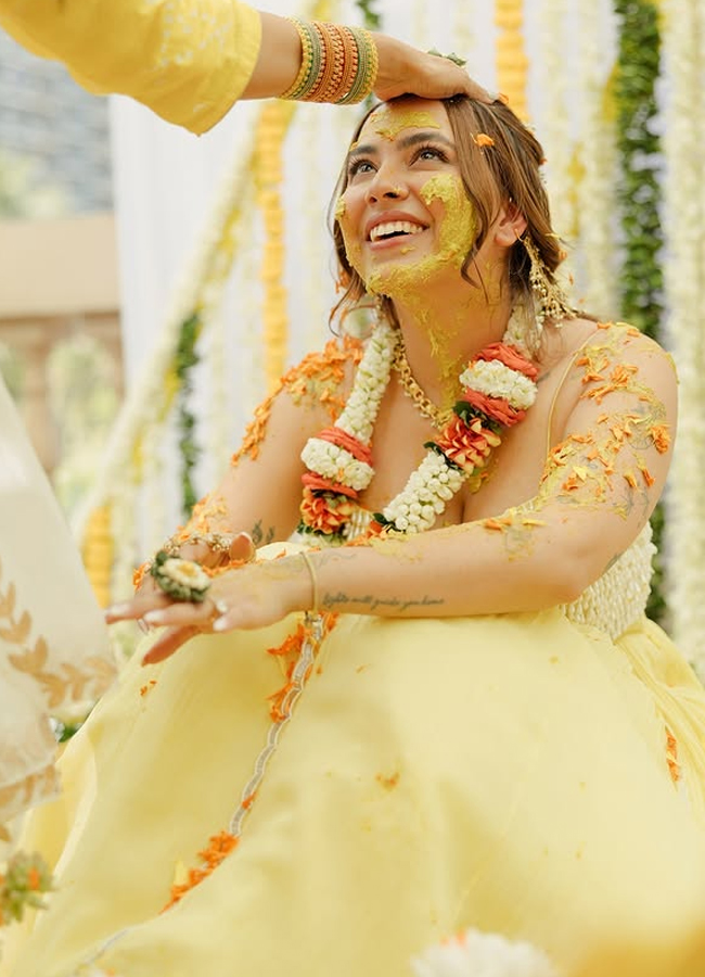 Anurag_20kapoor_20daughter_20haldi_20ceremenoy5.jpg 6