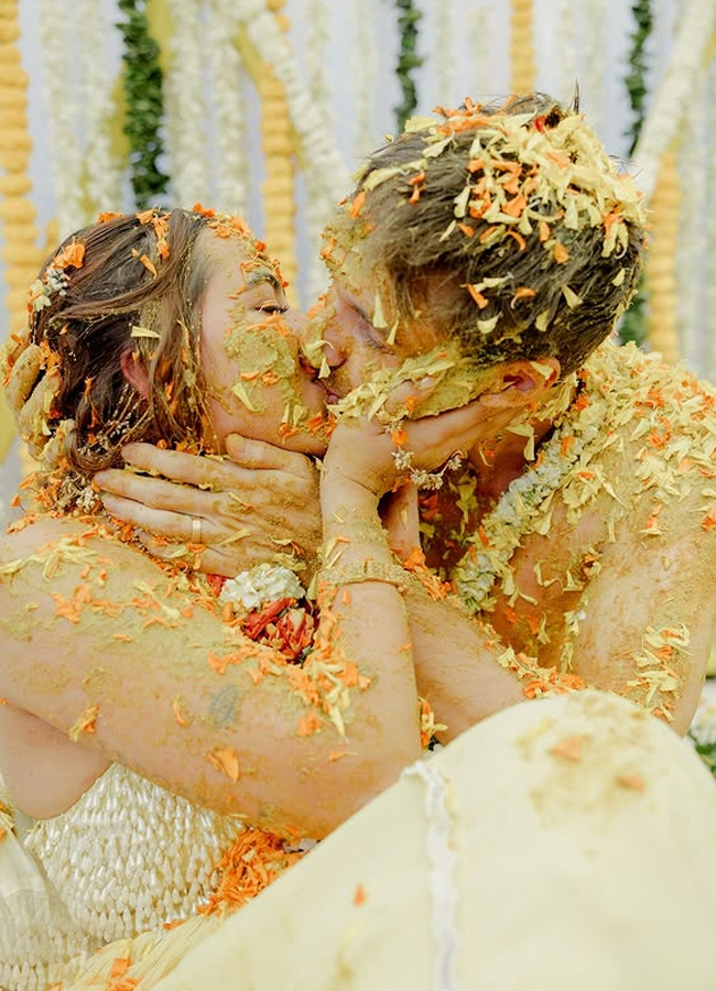 Anurag_20kapoor_20daughter_20haldi_20ceremenoy9.jpg 10