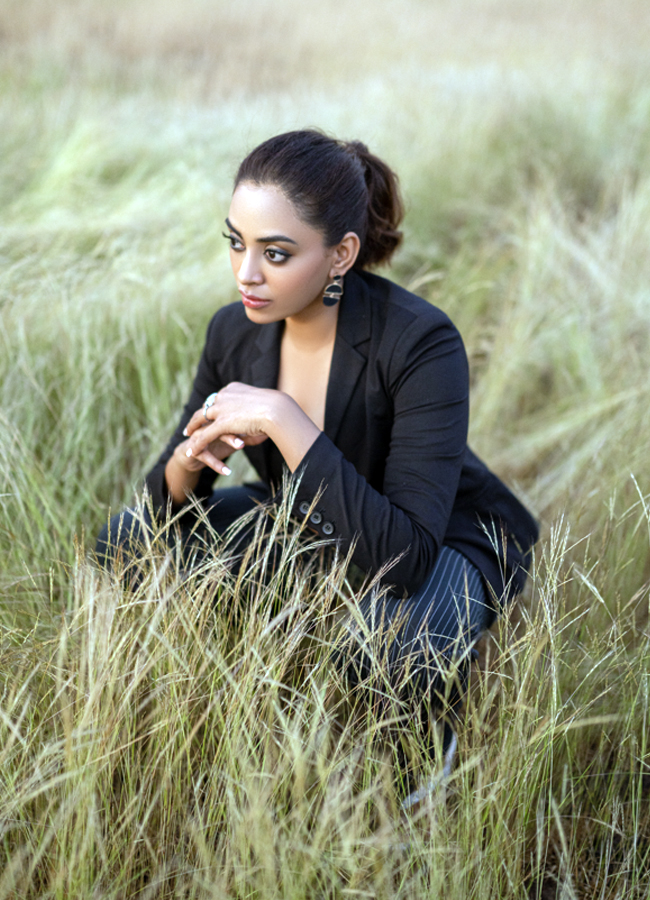 Kamakshi_20Bhaskarla13.jpg 14