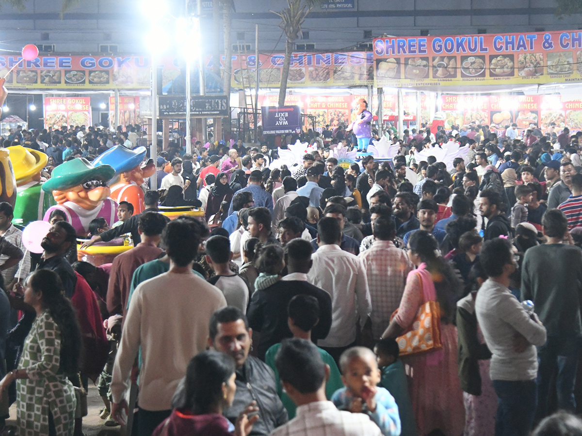Numaish_20Exhibition_20to_20Nampally_20Exhibition_20Ground_20Photos_20goes_20viral__20_289_29.jpg 9