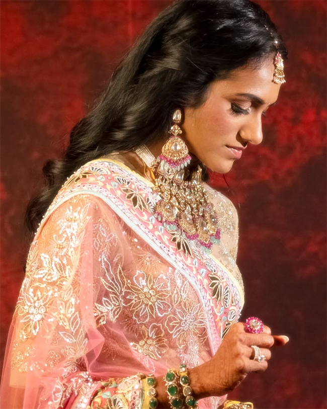 pv_20sindhu_20marriage_20photos_20goes_20viral__20_286_29.jpg 6