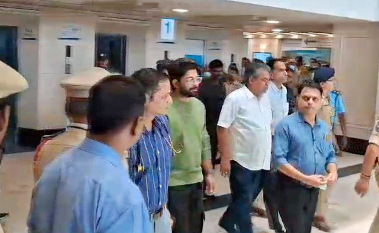 Allu-Arjun-Going-to-Visit-Sritej_0.jpg