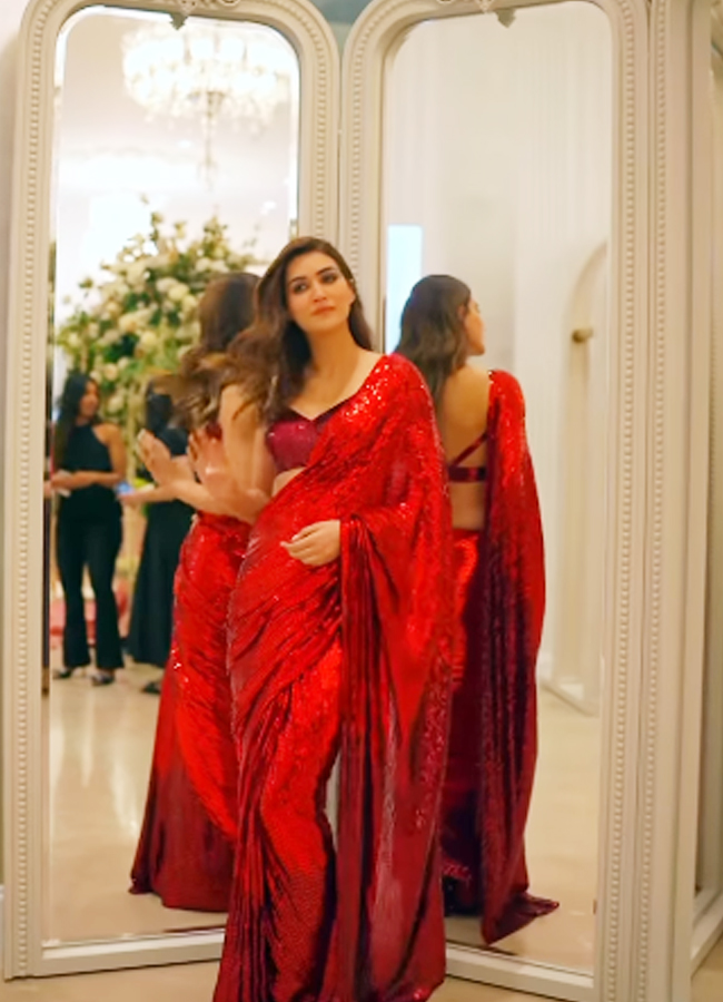 Manish_20Malhotra9.jpg 10