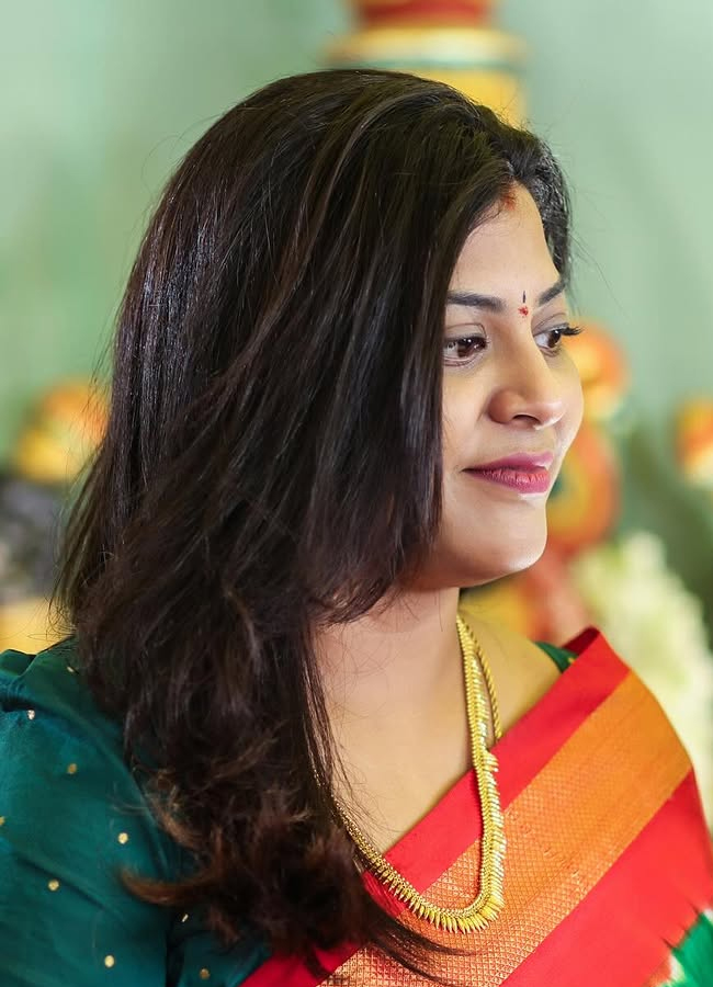 Sameera_20Baradwaj15.jpg 16