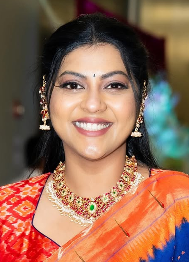 Sameera_20Baradwaj6.jpg 7