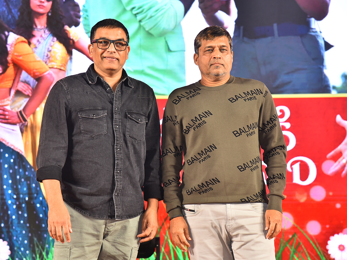 Sankranthiki_20Vasthunam_20Movie_20Grand_20Trailer_20Launch_20At_20Nizamabad_20Photos__20_284_29.jpg 4
