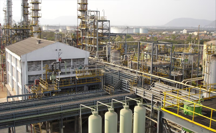 adani01.jpg