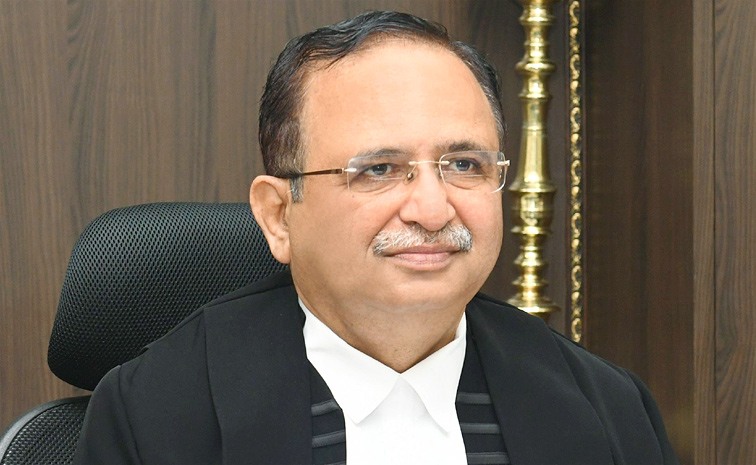 alok1.jpg